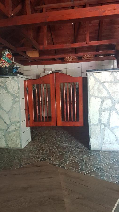 מלון Două Mai Casa Ellamy מראה חיצוני תמונה