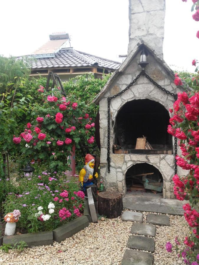 מלון Două Mai Casa Ellamy מראה חיצוני תמונה