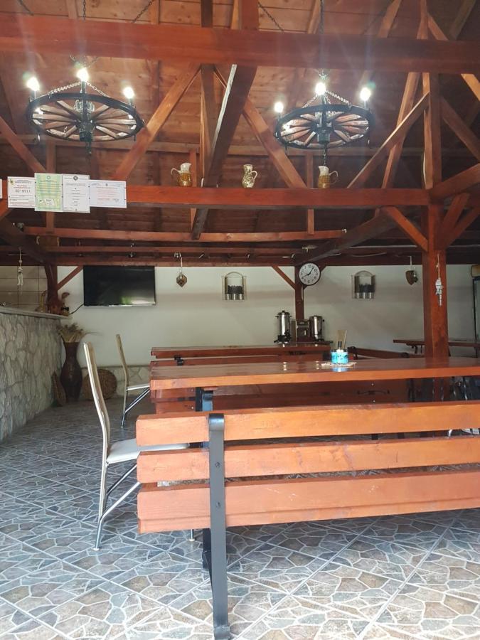 מלון Două Mai Casa Ellamy מראה חיצוני תמונה
