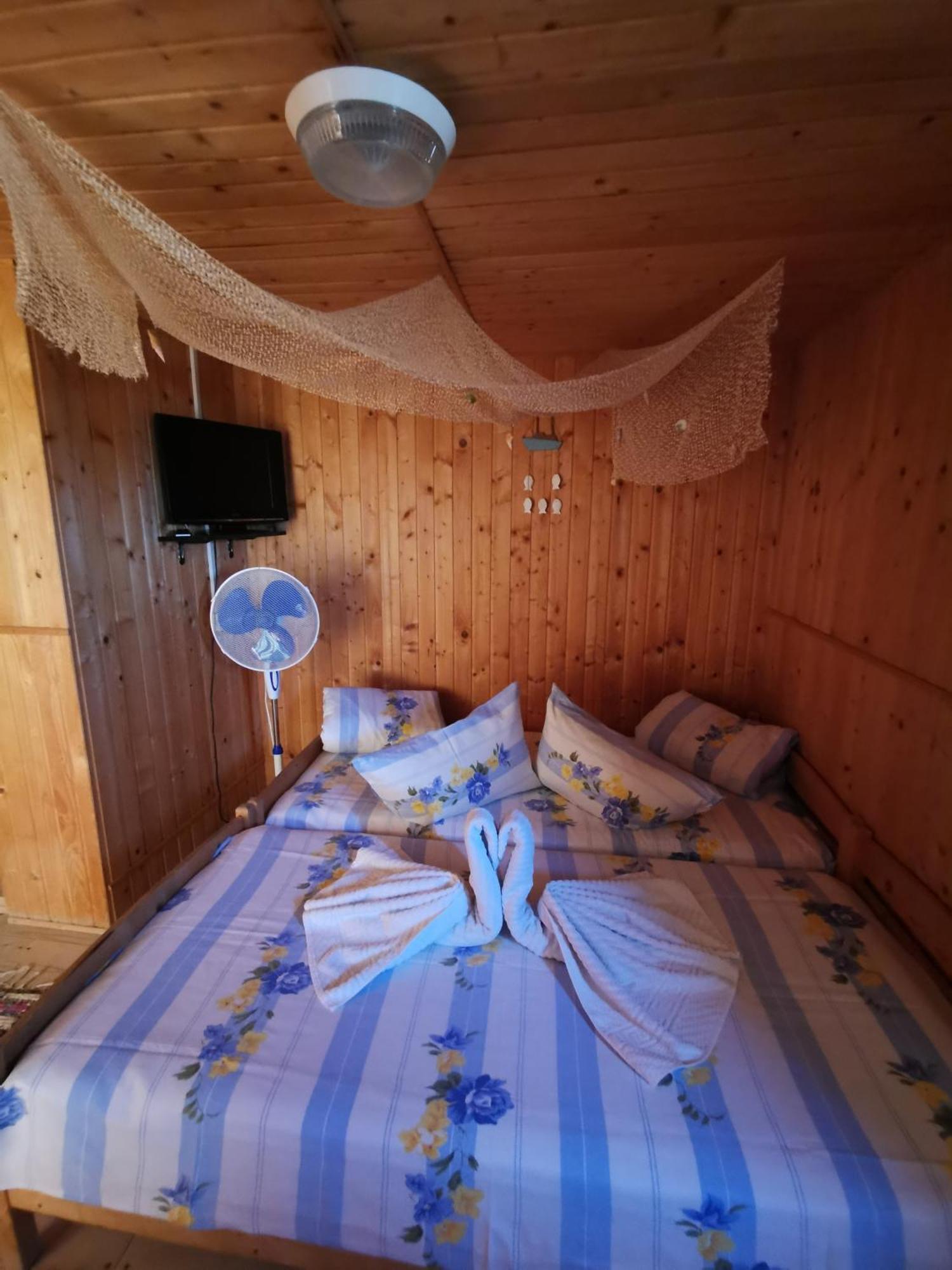 מלון Două Mai Casa Ellamy מראה חיצוני תמונה
