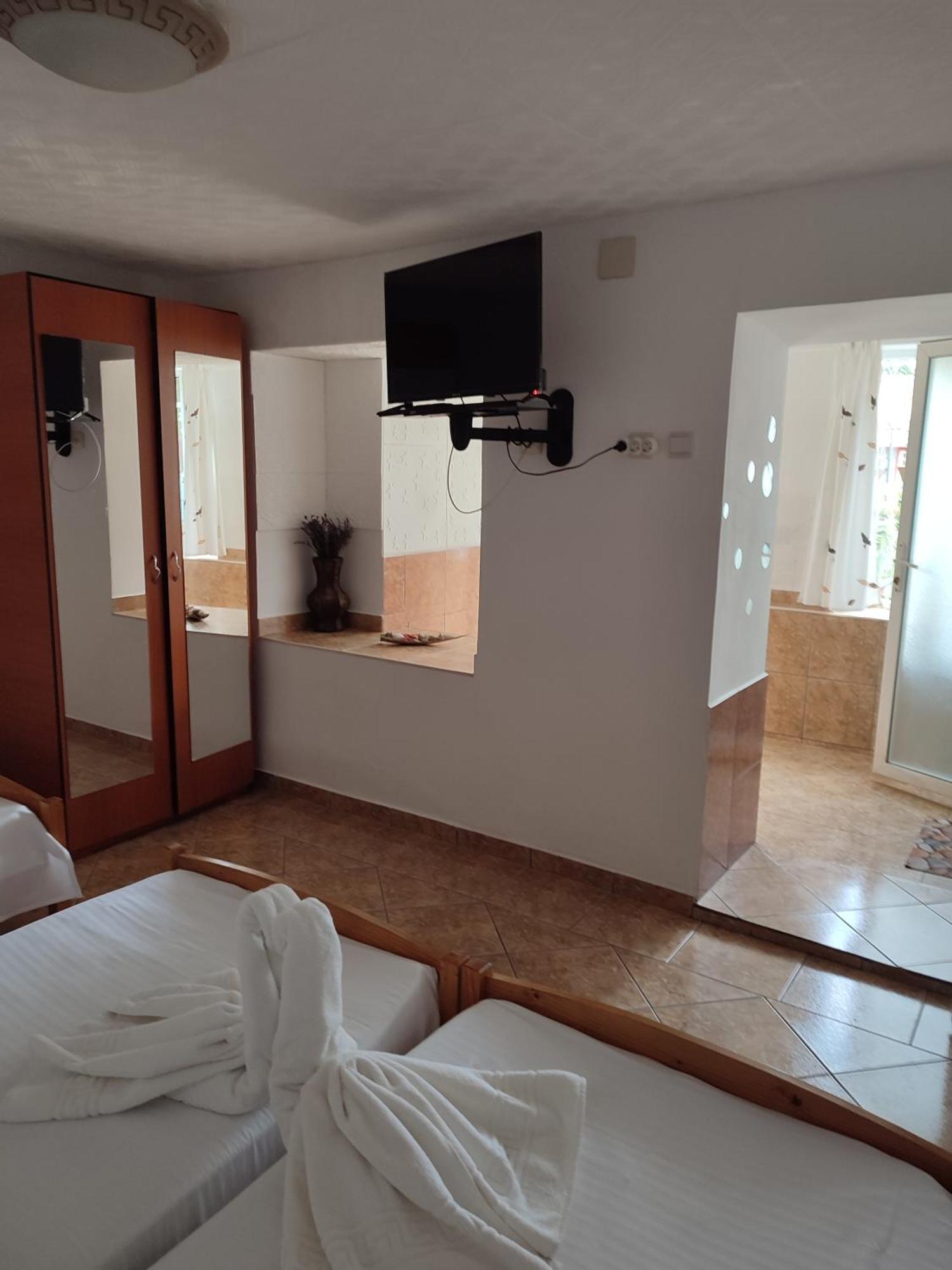 מלון Două Mai Casa Ellamy מראה חיצוני תמונה